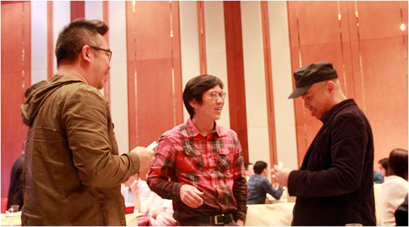 劉聰穎先生與現(xiàn)場嘉賓交流.png 劉聰穎先生與現(xiàn)場嘉賓交流.png