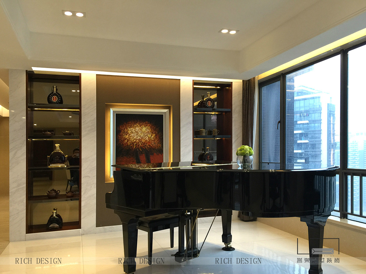 水榭春天現(xiàn)代別墅鋼琴區(qū)角度三裝飾實(shí)景圖 水榭春天現(xiàn)代別墅鋼琴曲角度三裝飾角度