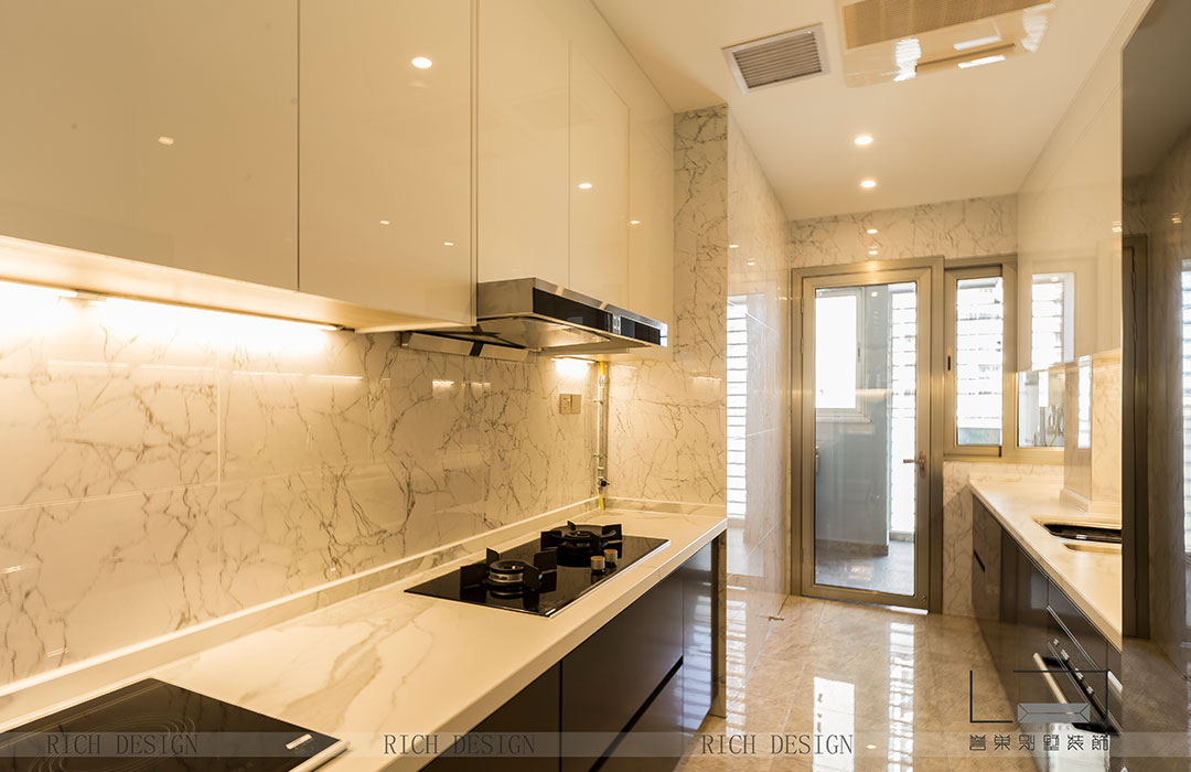 現(xiàn)代風(fēng)廚房實(shí)景圖.jpg 現(xiàn)代風(fēng)廚房實(shí)景圖.jpg