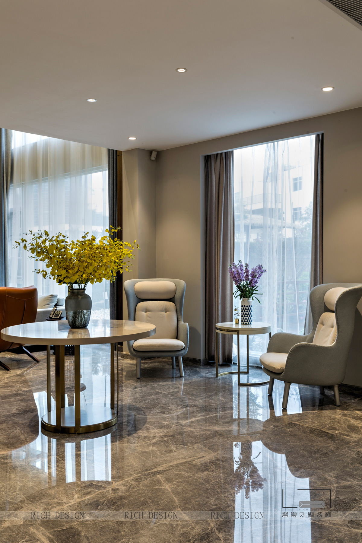 東逸灣現(xiàn)代裝修實(shí)景圖 東逸灣現(xiàn)代裝修實(shí)景圖