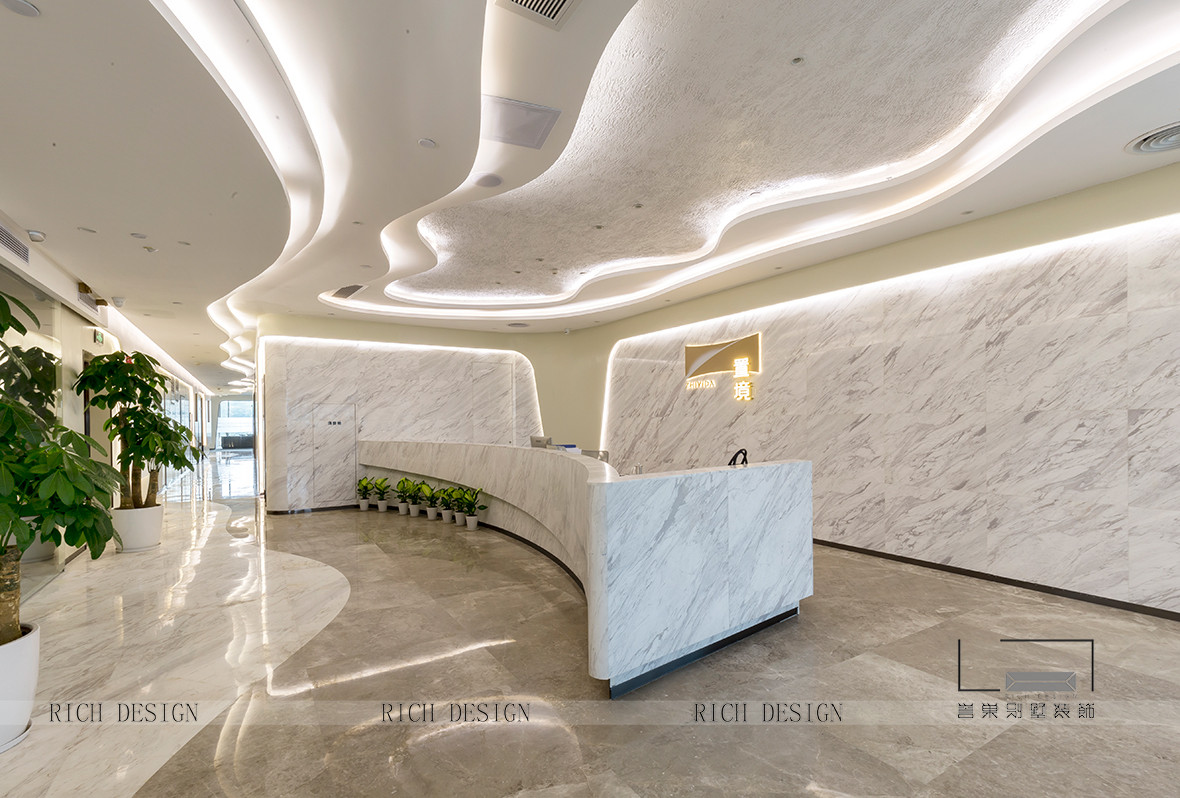 星河world現(xiàn)代風格前臺實景圖