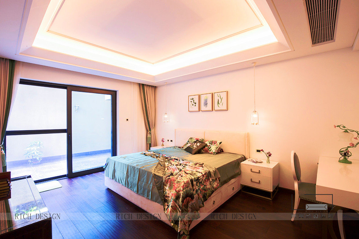 招商雙璽別墅臥室實景圖 招商雙璽別墅臥室實景圖