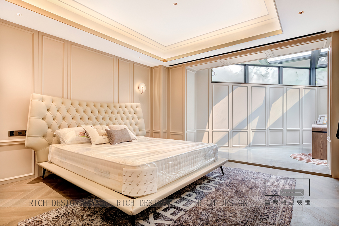 臥室.jpg 臥室.jpg