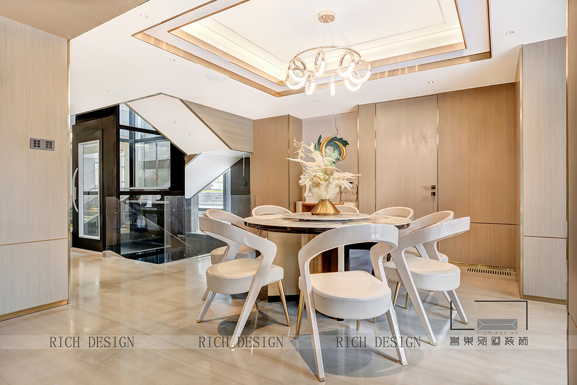 餐廳.jpg 餐廳.jpg